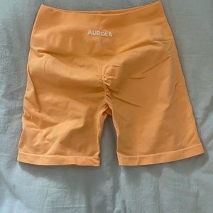 Aurola butt scrunch shorts